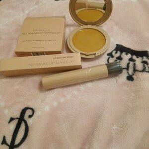 No makeup makeup foundation and foundation brush.